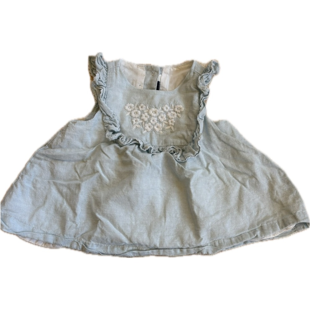 Janie and Jack Light Blue Baby girl dress and bloomer set 3-6 months.